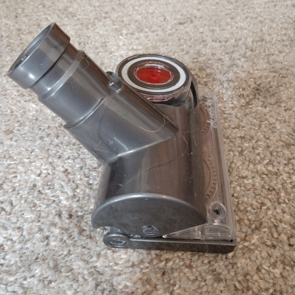 Dyson Vacuum tangle free turbine attachment - Picture 4 of 5